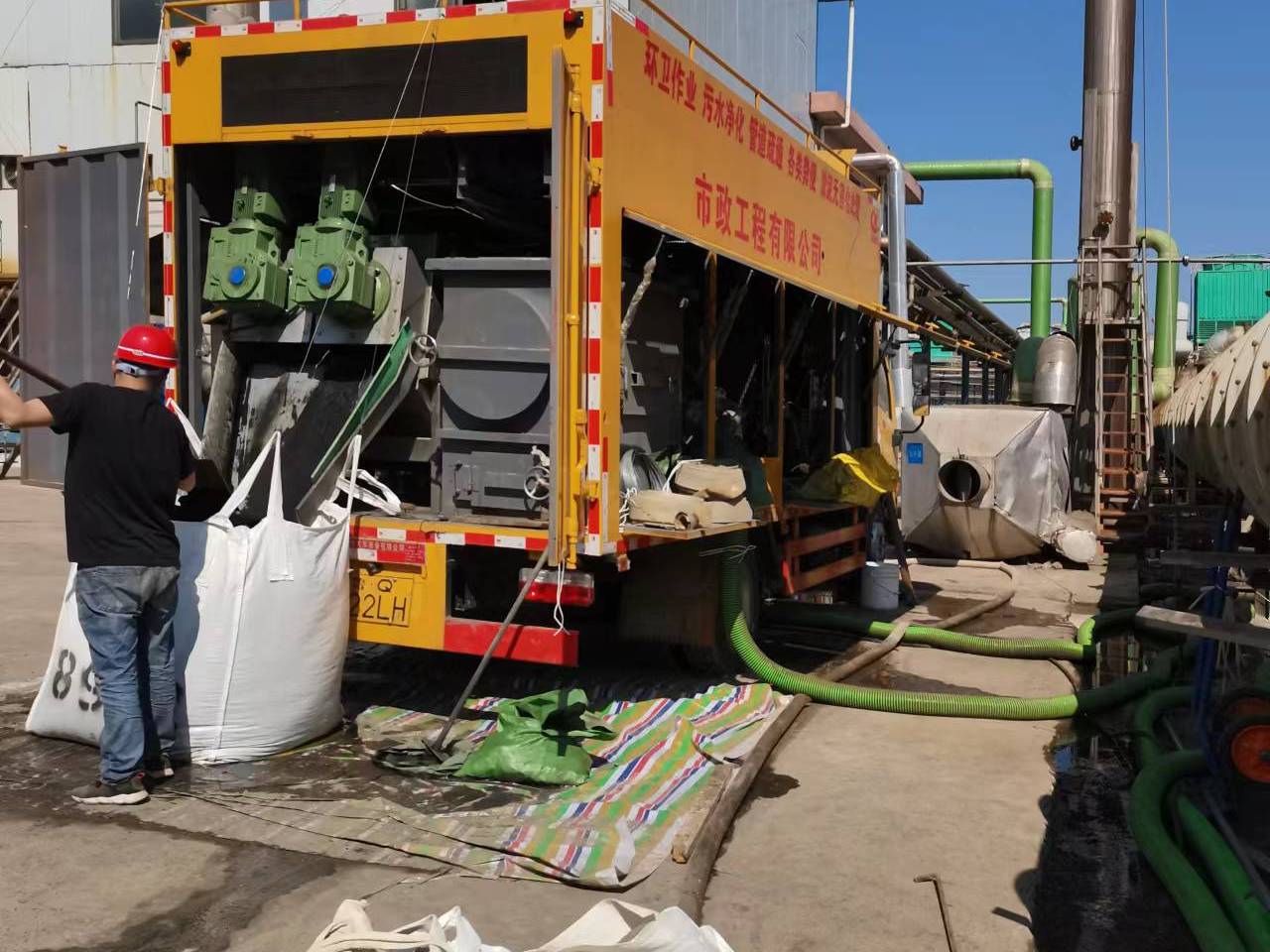 密云淤泥压干处理